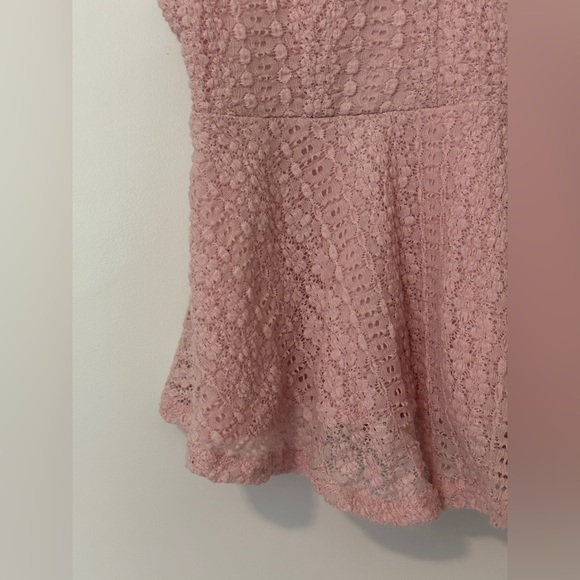 Garage baby pink peplum top - Picture 3 of 5